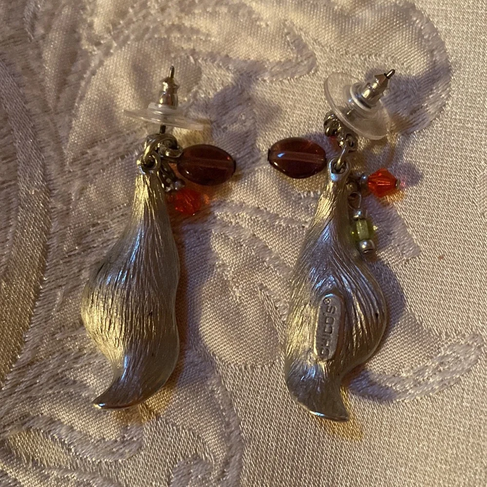 NWOT Vintage Chico’s enamelled Tiger lily petal earrings - Picture 2 of 2